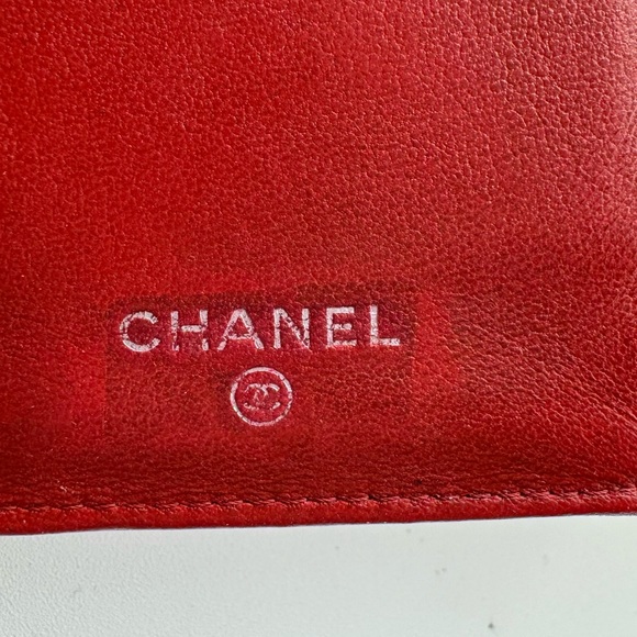 Chanel - Authentic - Lambskin Wallet - Red - Gorgeous with COA and Box - Picture 10 of 16